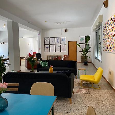 Meet Hostel تّشيرفييا المظهر الخارجي الصورة