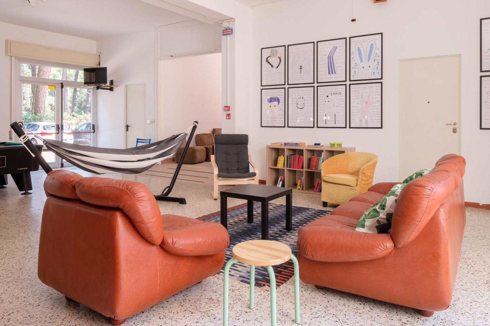 Meet Hostel تّشيرفييا المظهر الخارجي الصورة