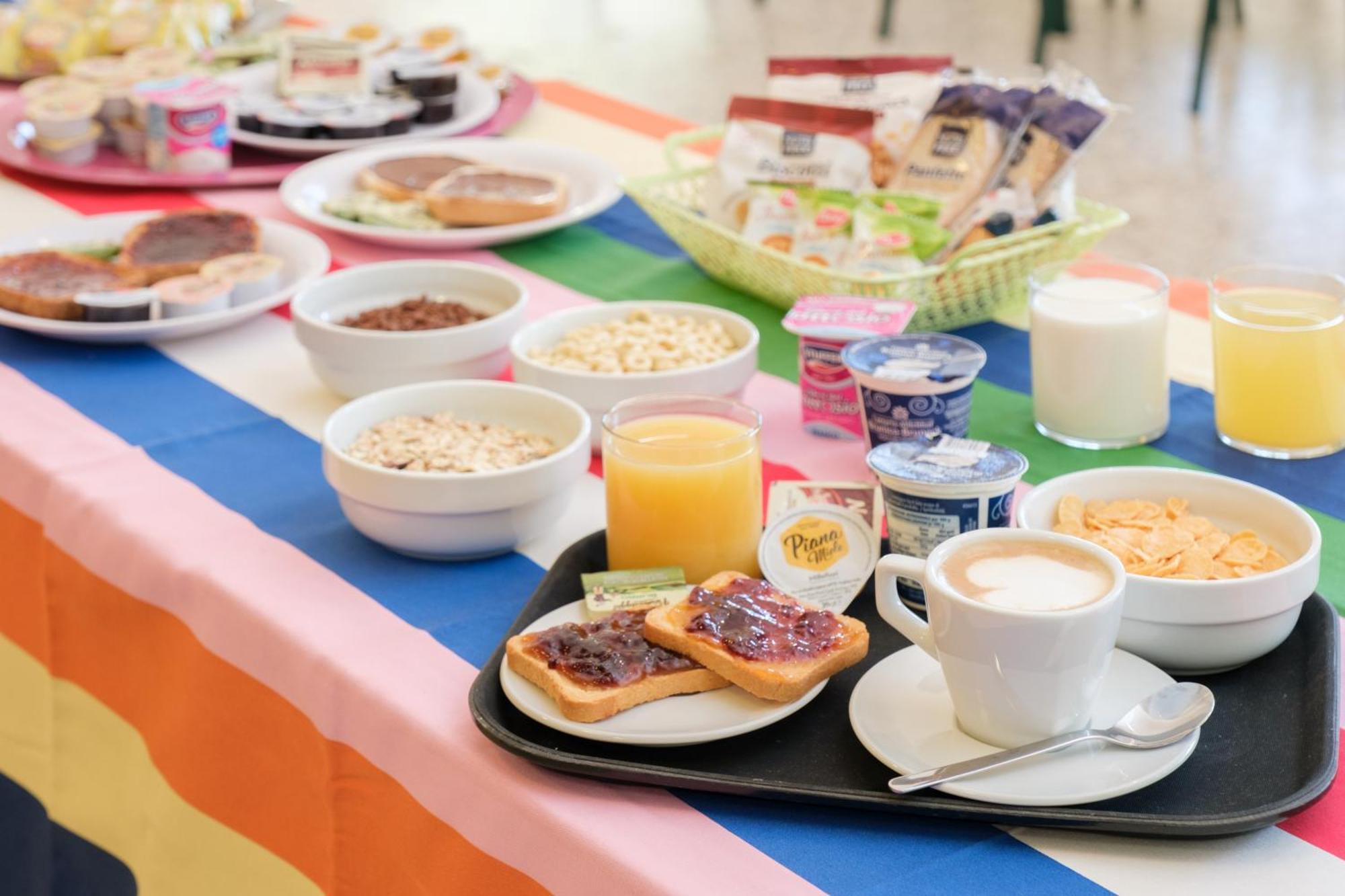 Meet Hostel تّشيرفييا المظهر الخارجي الصورة