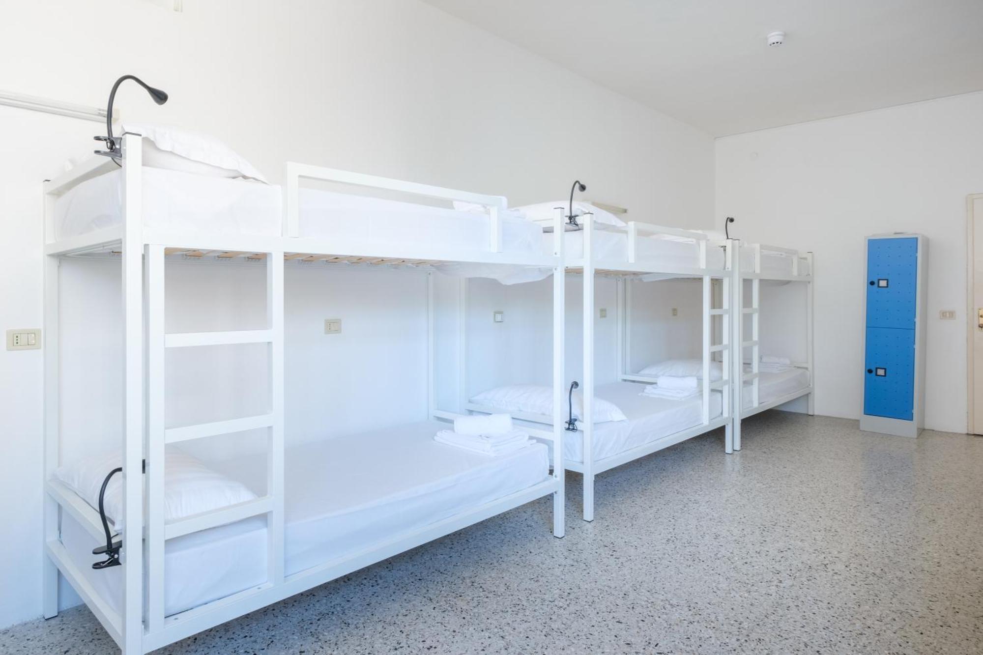 Meet Hostel تّشيرفييا المظهر الخارجي الصورة