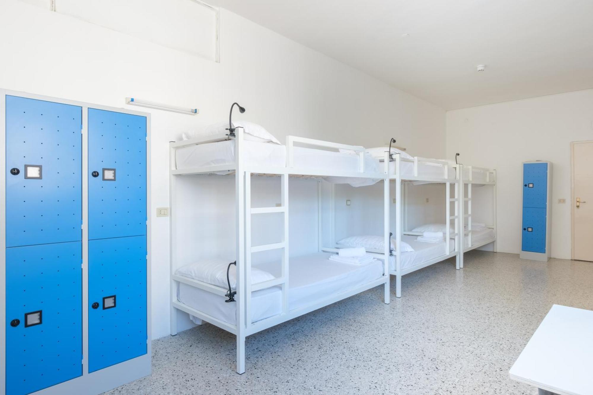 Meet Hostel تّشيرفييا المظهر الخارجي الصورة